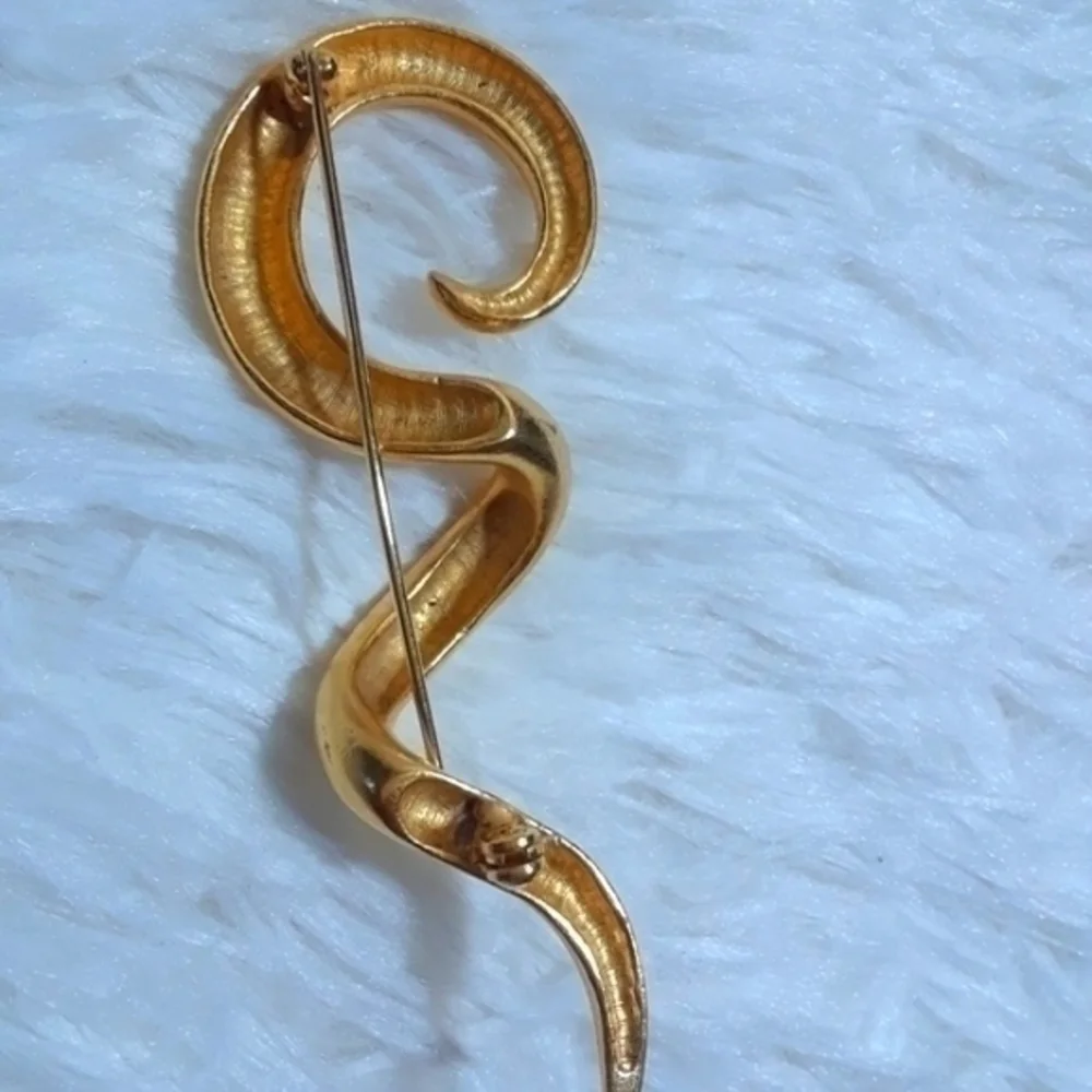 Vintage Sassy Squiggle Brooch Pin